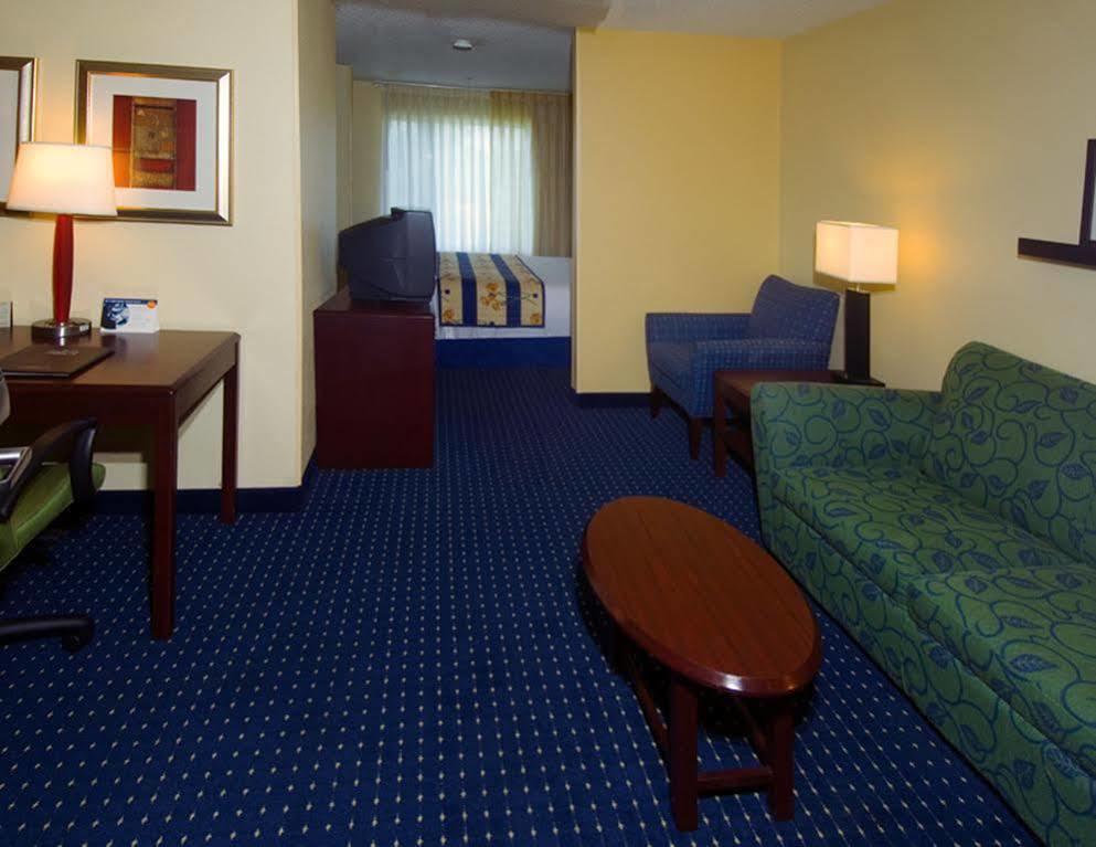Comfort Inn & Suites Montgomery East Carmichael Rd Exteriér fotografie